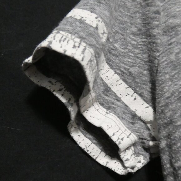 AMERICAN EAGLE OUTFITTERS | small | Short Sleeve Crew Neck Shirt With Stripes - Picture 9 of 16